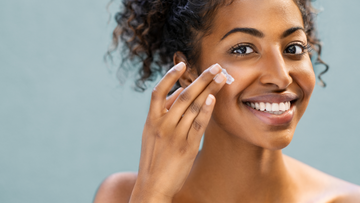 Serum or Moisturizer First? The Right Order for Your Skincare Routine